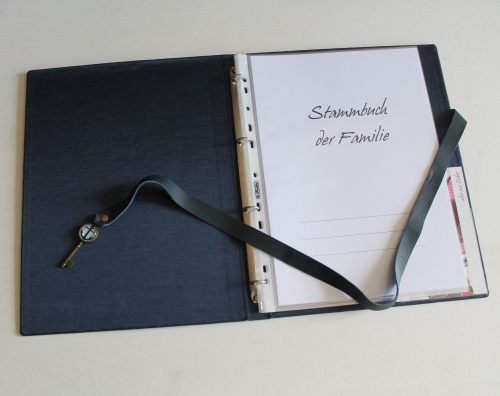 Stammbuch "Schlüssel mit Anker" DIN A4, blau